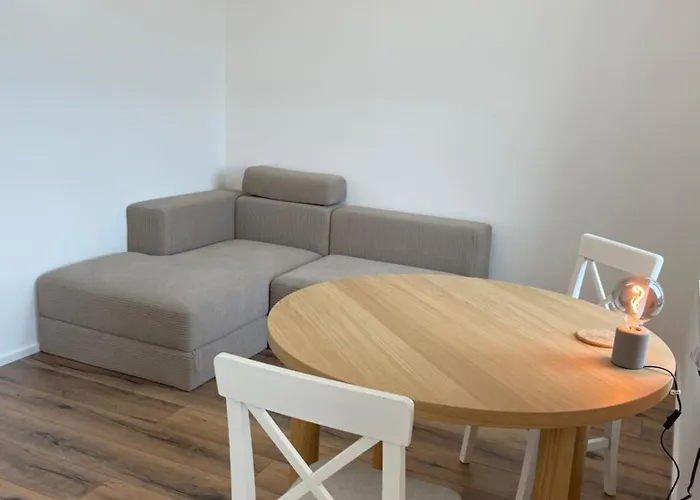Living 7 Apartmanhotel *